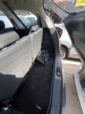 espace coffre 7 places véhicule